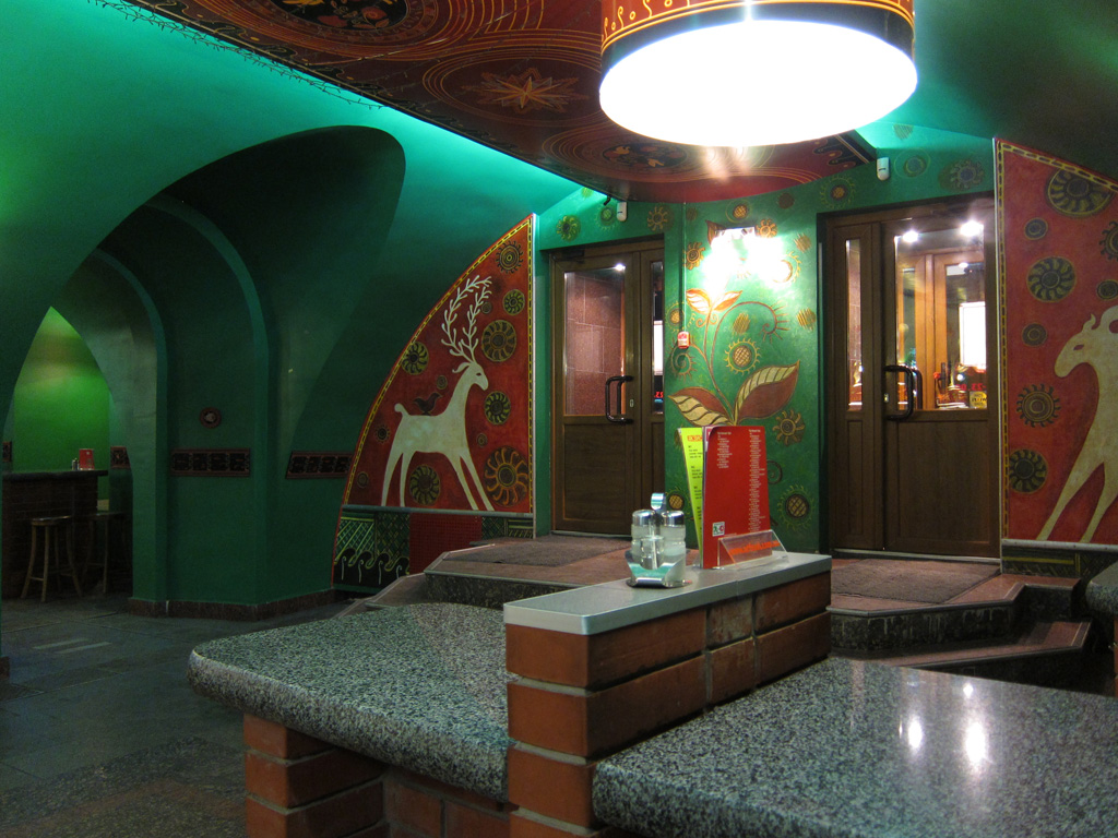 Интерьер. Ресторан быстрого обслуживания «Пицца Челентано», ул.Щроса, 44 (Киев)